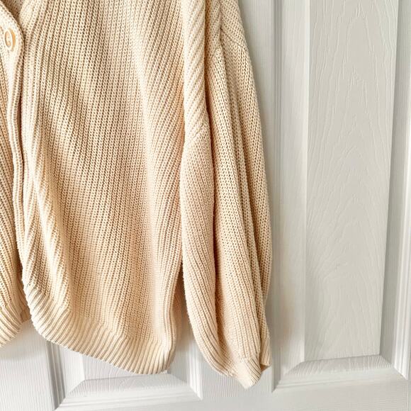 Cabi Beige Bishop Puff Volume Sleeve Open Knit V Button Cardigan Medium 5447 - Picture 7 of 10